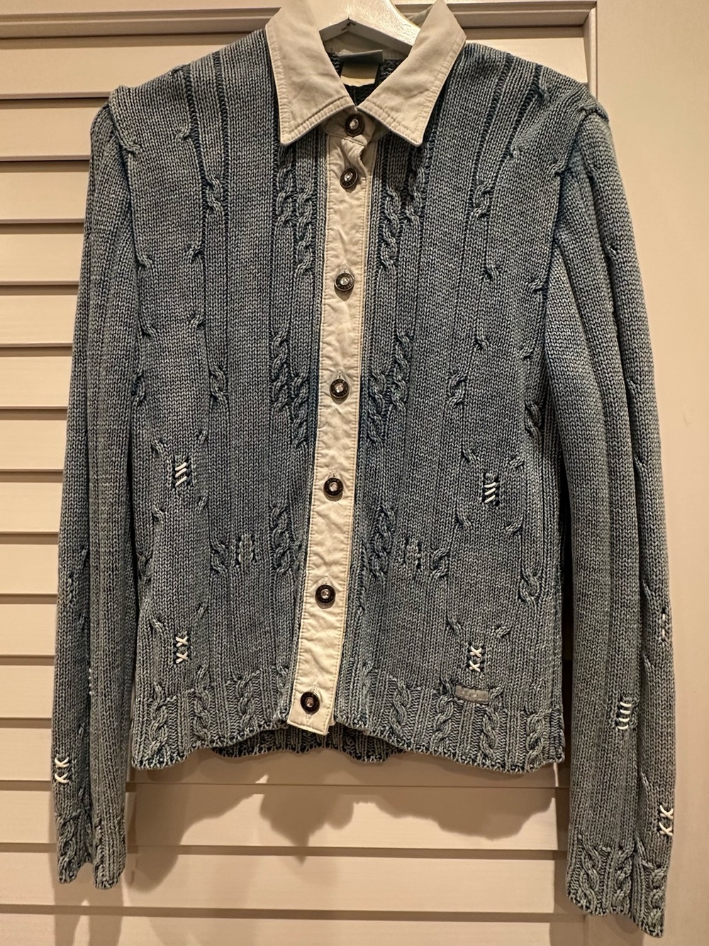 VINTAGE Blue Willi's brand knitted cardigan LADIES SIZE M